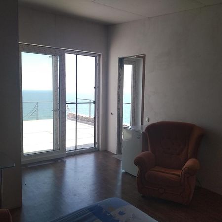 Аппартаменты Студия Первая Линия У Моря В Совиньоне Odessa Quarto foto